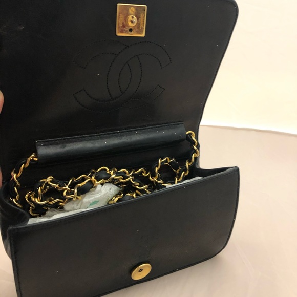 🔥CHANEL Clutch w/COA🔥 - Picture 5 of 6